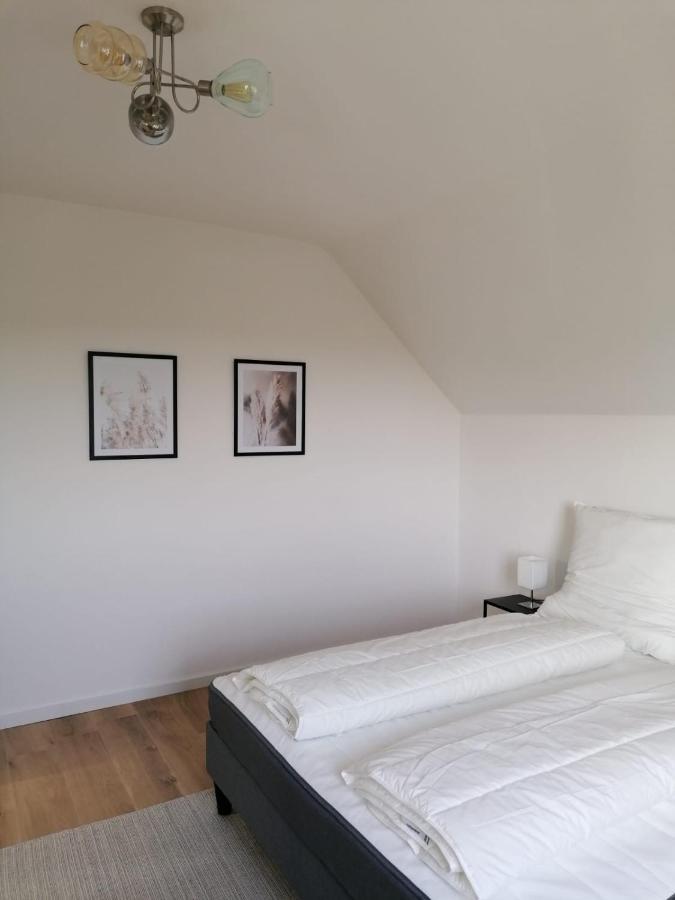 Eifelstern-Schoene Ferienwohnung Mit Balkon Kalenborn-Scheuern Buitenkant foto